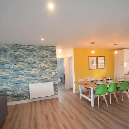 Flat 1 High Tide House, Mortehoe - Beautifully Designed Ground Floor Flat With Sea Views And Garden Exterior photo