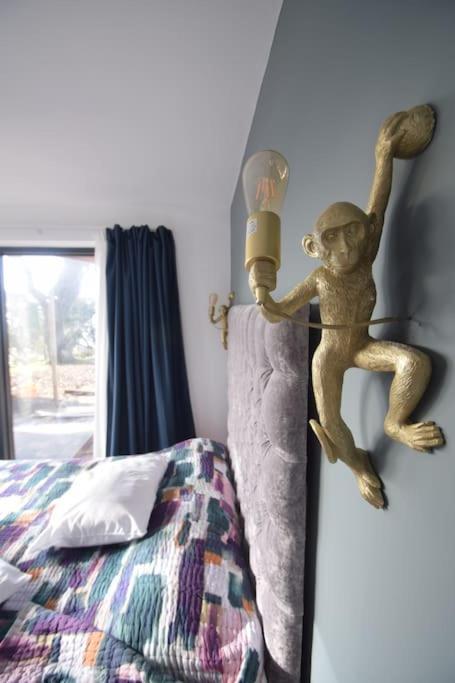 Flat 1 High Tide House, - Beautifully Designed Ground Floor Flat With Sea Views And Garden Appartamento